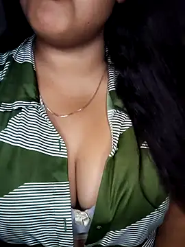 Snapshot of cutepragya2 chatting on 05/24/26, 04:39 cutepragya2 online show from 05/24/26, 04:39
