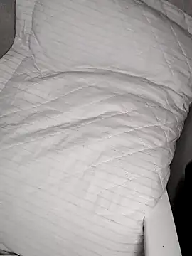 fofinhaa12 online show from 03/19/25, 05:17