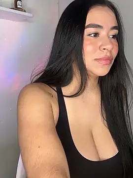 Snapshot of kristynmassey chatting on 03/14/26, 03:17 kristynmassey online show from 03/14/26, 03:17