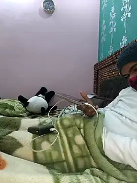 Snapshot of bigtitsqueen chatting on 01/08/25, 07:13 bigtitsqueen online show from 01/08/25, 07:13