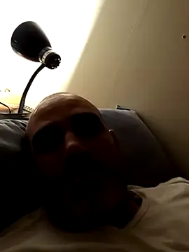 Snapshot of pelarrico12 chatting on 10/18/25, 05:54 pelarrico12 online show from 10/18/25, 05:54