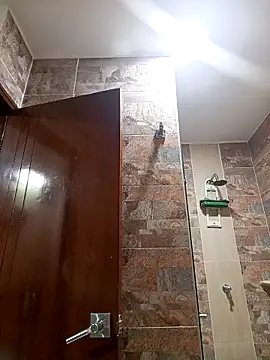 MirandaSoto online show from 09/27/25, 06:29