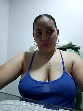 MirandaSoto online show from 10/22/25, 03:51