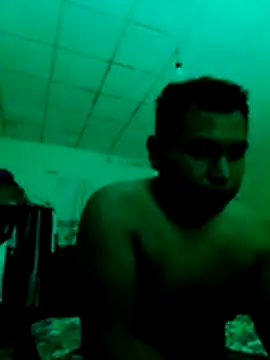 Snapshot of R1ch_Daddy chatting on 07/13/26, 03:42 R1ch Daddy online show from 07/13/26, 03:42