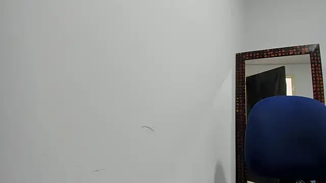 Karljensen33 online show from 12/20/24, 03:53