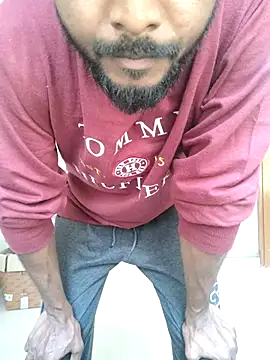 Snapshot of jonypl chatting on 02/17/25, 11:02 jonypl online show from 02/17/25, 11:02