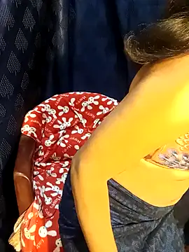 Stripy Doll online show from 12/15/24, 02:19