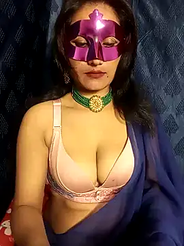 Stripy Doll online show from 12/15/24, 08:04