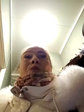 Snapshot of lisalustjouw chatting on 01/09/25, 09:16 lisalustjouw online show from 01/09/25, 09:16