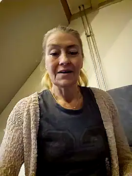 Snapshot of lisalustjouw chatting on 01/14/25, 09:02 lisalustjouw online show from 01/14/25, 09:02