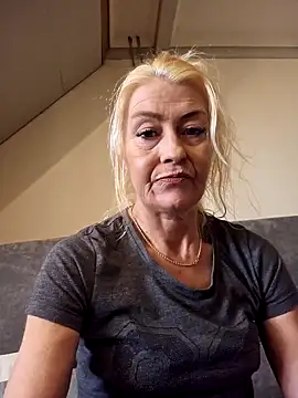 Snapshot of lisalustjouw chatting on 03/19/25, 09:17 lisalustjouw online show from 03/19/25, 09:17