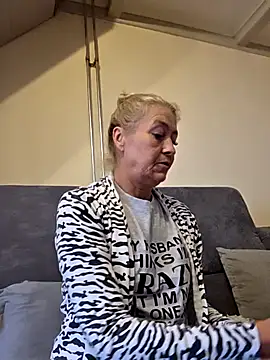 Snapshot of lisalustjouw chatting on 09/29/25, 09:47 lisalustjouw online show from 09/29/25, 09:47