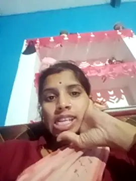 Snapshot of Nisha_Cute chatting on 04/10/26, 04:12 Nisha Cute online show from 04/10/26, 04:12