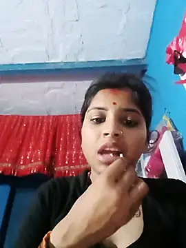 Snapshot of Nisha_Cute chatting on 05/18/26, 10:26 Nisha Cute online show from 05/18/26, 10:26