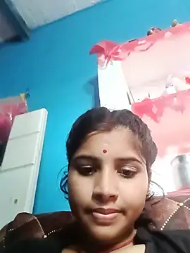 Snapshot of Nisha_Cute chatting on 06/12/26, 02:21 Nisha Cute online show from 06/12/26, 02:21