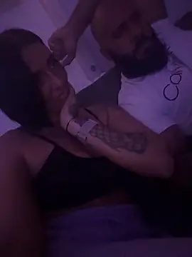 Snapshot of IntiMia chatting on 12/08/24, 01:24 IntiMia online show from 12/08/24, 01:24