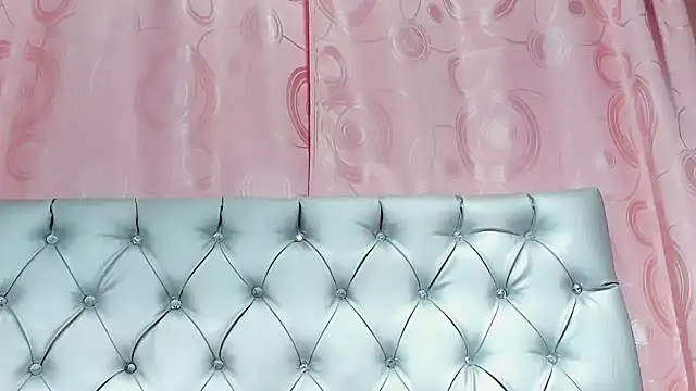 veneno hot online show from 09/23/25, 12:52