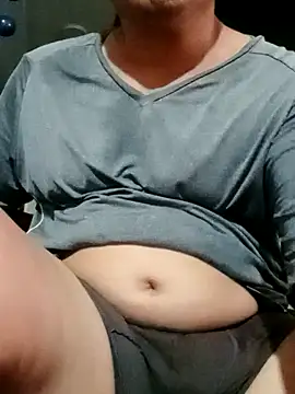 Snapshot of luchoarr chatting on 12/04/24, 04:10 luchoarr online show from 12/04/24, 04:10