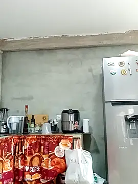 Snapshot of luchoarr chatting on 12/14/24, 07:14 luchoarr online show from 12/14/24, 07:14