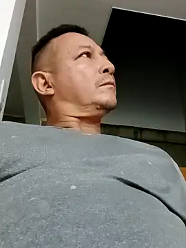 Snapshot of luchoarr chatting on 02/06/25, 11:48 luchoarr online show from 02/06/25, 11:48