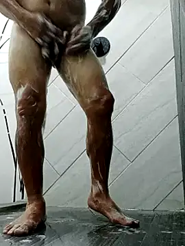 Snapshot of luchoarr chatting on 02/11/25, 10:28 luchoarr online show from 02/11/25, 10:28