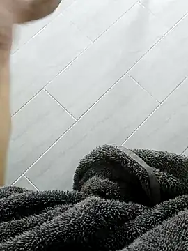 Snapshot of luchoarr chatting on 10/21/25, 11:38 luchoarr online show from 10/21/25, 11:38