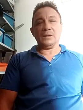 Snapshot of luchoarr chatting on 12/16/25, 05:40 luchoarr online show from 12/16/25, 05:40