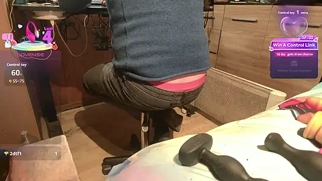 misteryman1956 online show from 04/05/26, 06:32