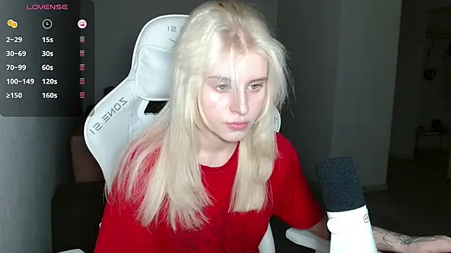 LizaKisses online show from 09/22/25, 11:45