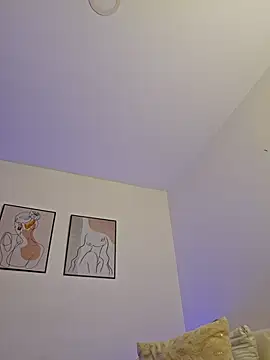 VictoriaEvaans  online show from 01/05/25, 12:52