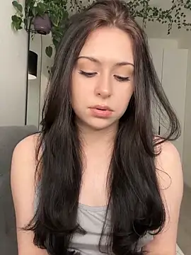 Snapshot of _SweetCandyy chatting on 12/04/24, 12:41  SweetCandyy online show from 12/04/24, 12:41