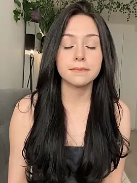 Snapshot of _SweetCandyy chatting on 12/14/24, 12:22  SweetCandyy online show from 12/14/24, 12:22