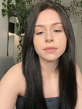 Snapshot of _SweetCandyy chatting on 12/22/24, 09:20  SweetCandyy online show from 12/22/24, 09:20