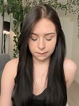 Snapshot of _SweetCandyy chatting on 01/27/25, 09:11  SweetCandyy online show from 01/27/25, 09:11