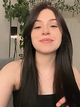 Snapshot of _SweetCandyy chatting on 03/04/25, 12:29  SweetCandyy online show from 03/04/25, 12:29