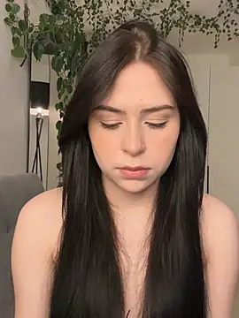 Snapshot of _SweetCandyy chatting on 03/14/25, 09:21  SweetCandyy online show from 03/14/25, 09:21