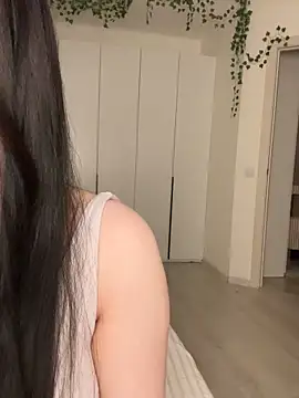 Snapshot of _SweetCandyy chatting on 09/28/25, 07:52  SweetCandyy online show from 09/28/25, 07:52