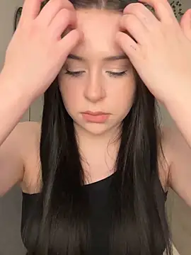 Snapshot of _SweetCandyy chatting on 10/11/25, 05:44  SweetCandyy online show from 10/11/25, 05:44