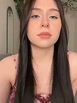 Snapshot of _SweetCandyy chatting on 10/17/25, 07:27  SweetCandyy online show from 10/17/25, 07:27