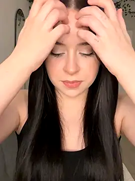 Snapshot of _SweetCandyy chatting on 10/23/25, 07:34  SweetCandyy online show from 10/23/25, 07:34