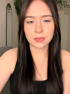 Snapshot of _SweetCandyy chatting on 10/31/25, 08:32 SweetCandyy online show from 10/31/25, 08:32