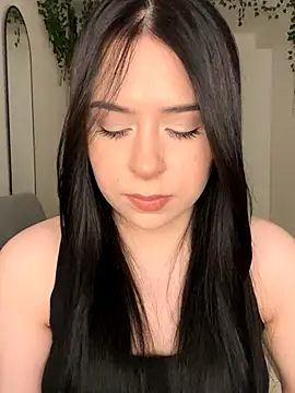 Snapshot of _SweetCandyy chatting on 11/22/25, 03:22 SweetCandyy online show from 11/22/25, 03:22