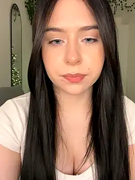 Snapshot of _SweetCandyy chatting on 11/27/25, 07:49 SweetCandyy online show from 11/27/25, 07:49