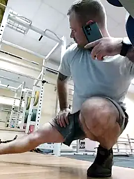 Snapshot of Crek666 chatting on 02/01/25, 06:43 Crek666 online show from 02/01/25, 06:43