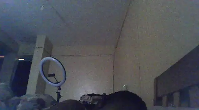 Snapshot of Horny-slut_ chatting on 03/04/25, 10:02 Horny-slut online show from 03/04/25, 10:02