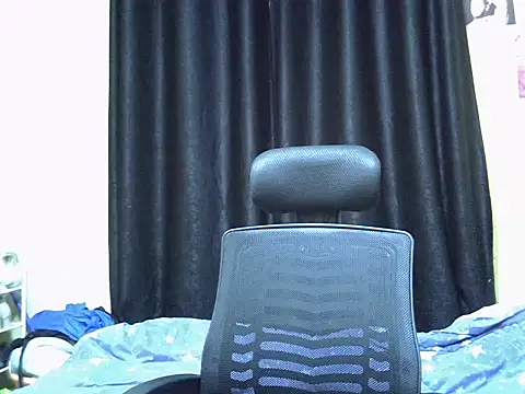 Horny-slut  online show from 02/21/26, 08:26