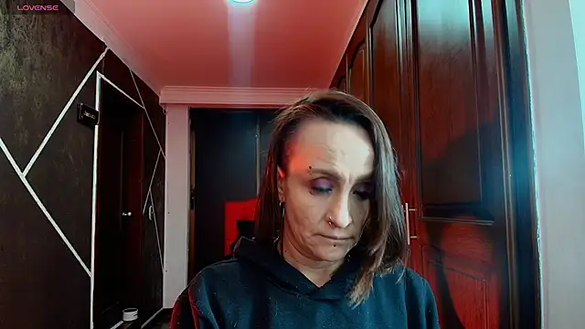 NatashaMason  online show from 02/19/25, 11:49