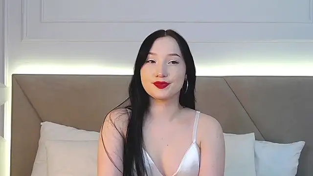 LeilaLow online show from 03/17/25, 06:21