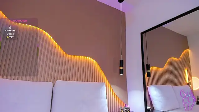 Snapshot of RenataJhonson_ chatting on 03/11/26, 06:30 RenataJhonson online show from 03/11/26, 06:30