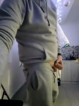 Snapshot of just_funhd chatting on 12/23/24, 07:09 just funhd online show from 12/23/24, 07:09